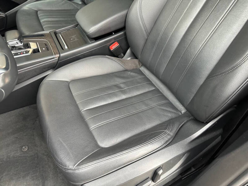 2020 Audi Q5 quattro Prestige 45 TFSI