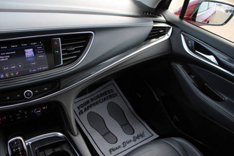 2021 Buick Enclave Essence