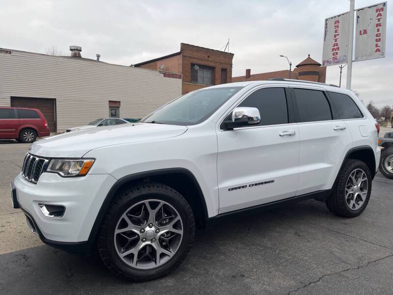 Jeep Grand Cherokee's photo