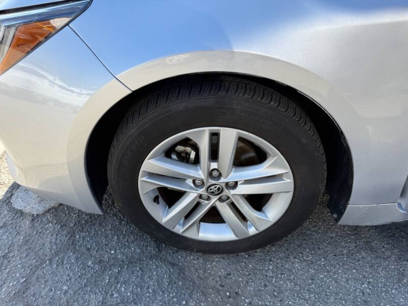 2022 Toyota Corolla Hatchback SE