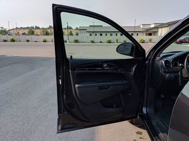 2017 Buick Enclave Leather