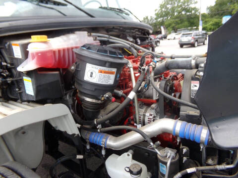 2024 Freightliner M2 106
