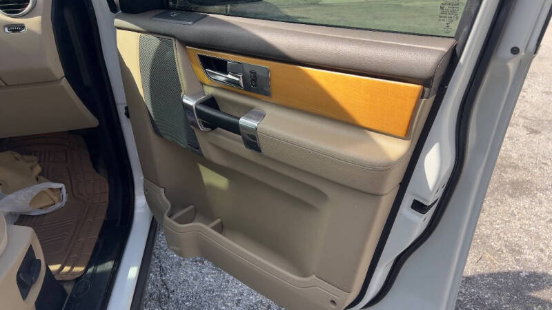 2012 Land Rover LR4 HSE LUX