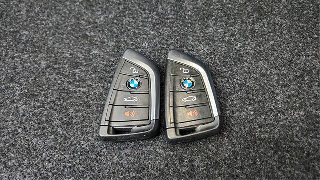 2025 BMW 3 Series M340i