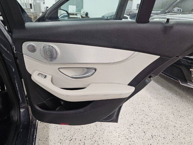 2016 Mercedes-Benz C-Class