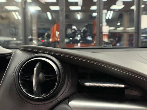 2019 McLaren 720S Performance