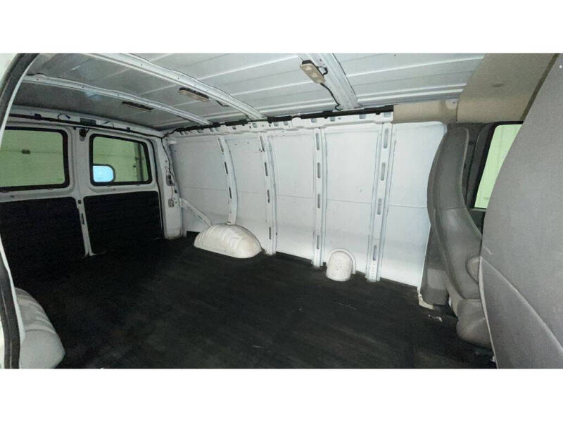 2020 Chevrolet Express 2500