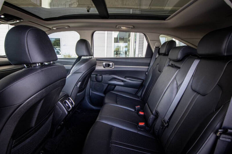 2023 Kia Sorento X-Line S