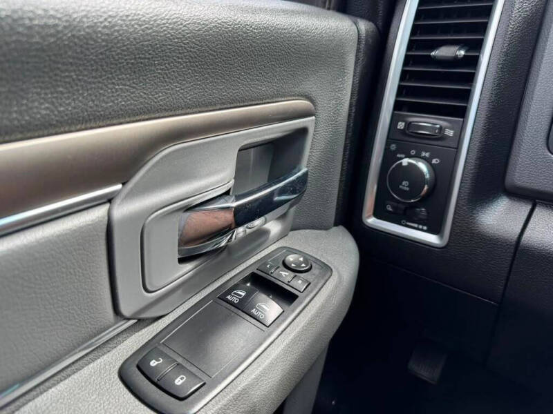 2017 RAM 1500 Big Horn