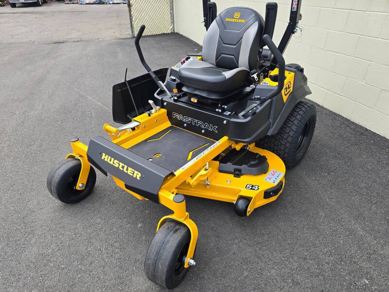 2026 Hustler FasTrak