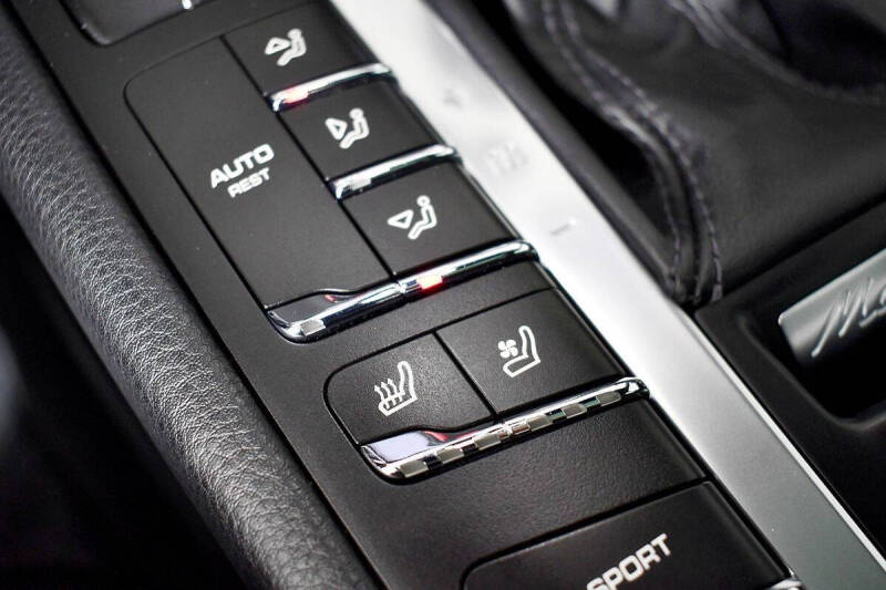 2017 Porsche Macan GTS