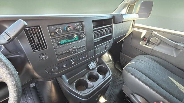 2024 Chevrolet Express 2500