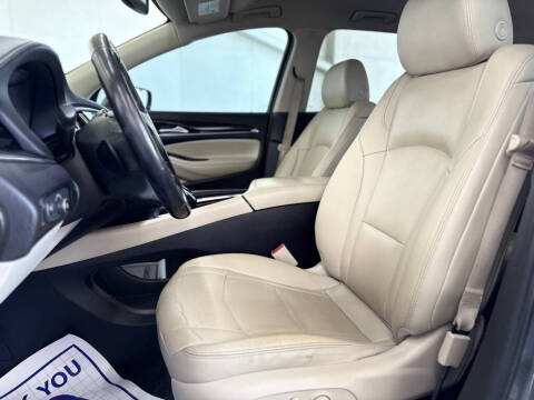 2021 Buick Enclave Essence