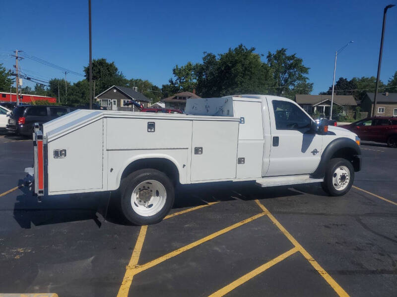 2012 Ford F550 null photo 6