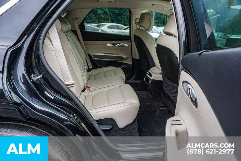 2022 Genesis GV70 2.5T Standard