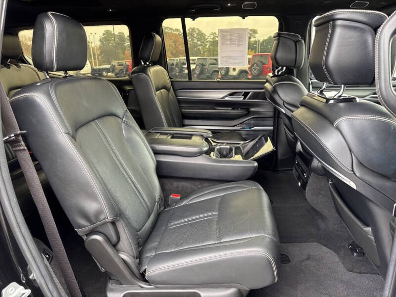 2022 Jeep Grand Wagoneer Series II