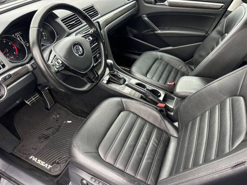 2016 Volkswagen Passat