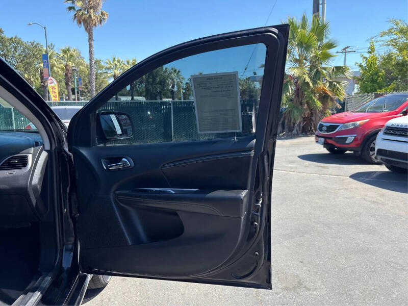 2019 Dodge Journey Crossroad