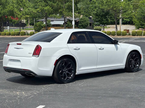2019 Chrysler 300 Touring