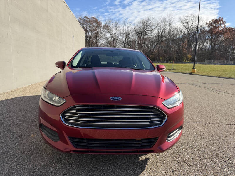 2016 Ford Fusion SE