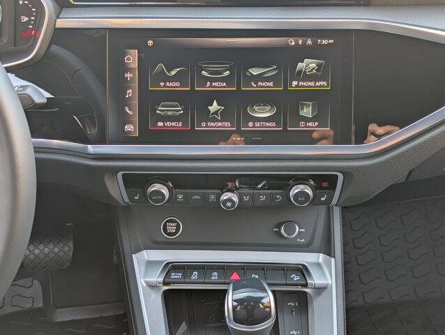 2025 Audi Q3 quattro S line Premium 45 TFSI