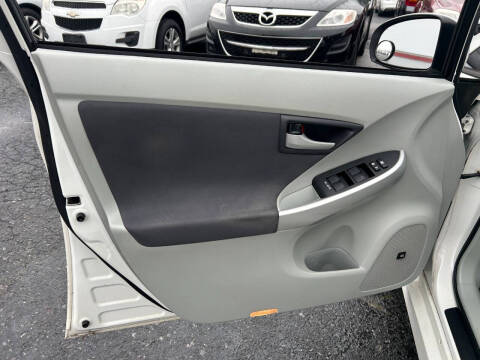 2011 Toyota Prius Three