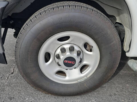 2024 GMC Savana 2500