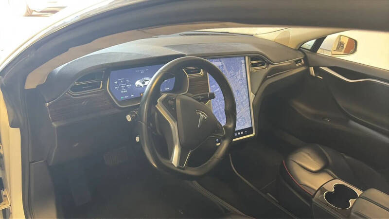 2014 Tesla Model S
