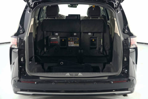 2024 Toyota Sienna Platinum 7-Passenger