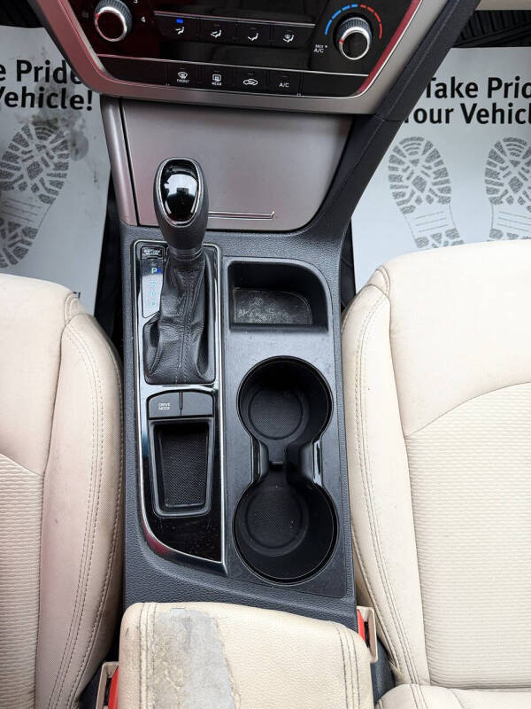 2016 Hyundai Sonata SE