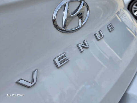 2024 Hyundai Venue SEL