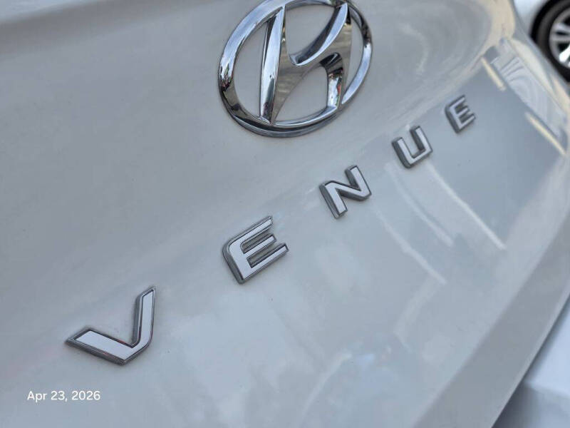 2024 Hyundai Venue SEL