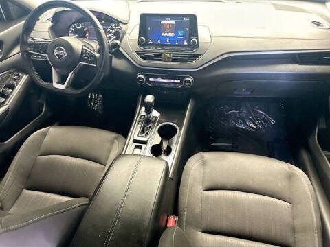 2020 Nissan Altima 2.5 SV