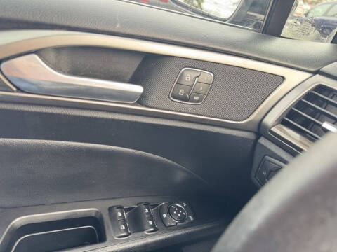 2019 Ford Fusion SEL