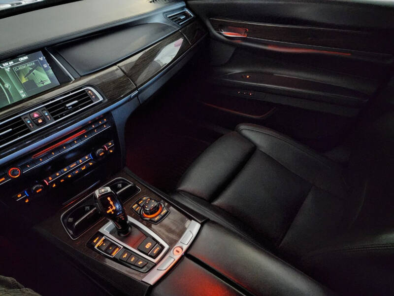 2013 BMW 7 Series 750Li xDrive