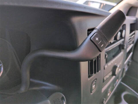 2025 Chevrolet Express 2500