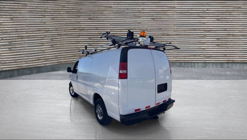 2016 Chevrolet Express 2500