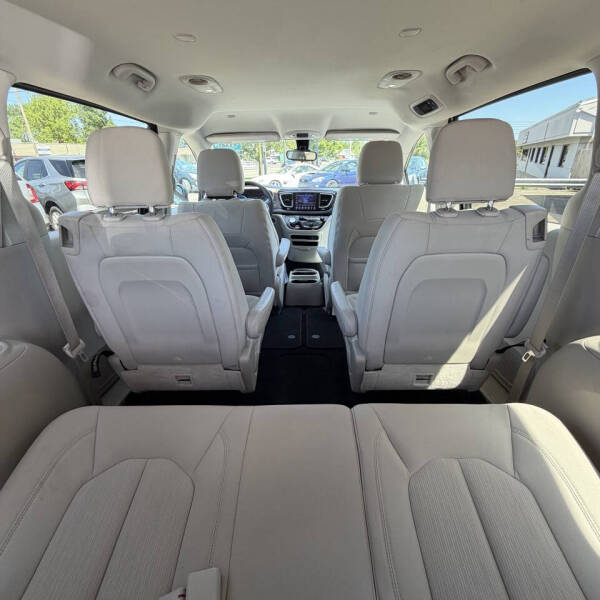 2017 Chrysler Pacifica Touring