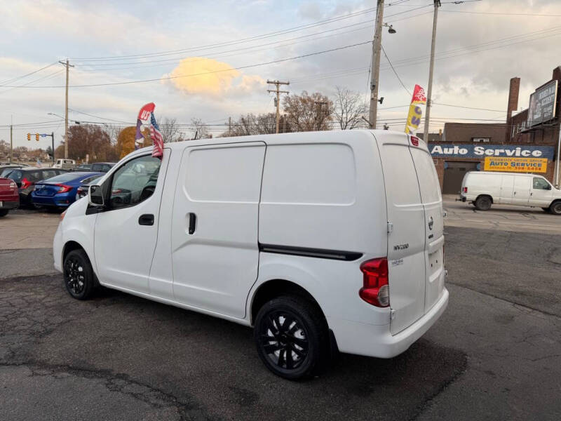 2015 Nissan NV200 SV