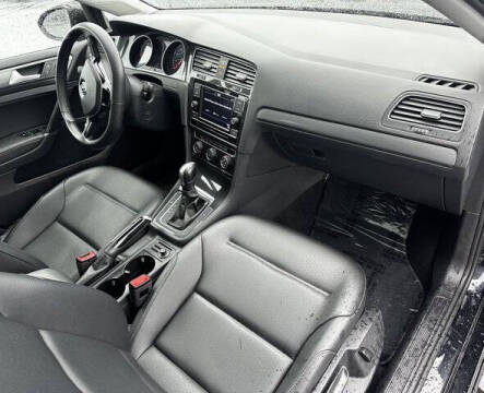 2021 Volkswagen Golf TSI