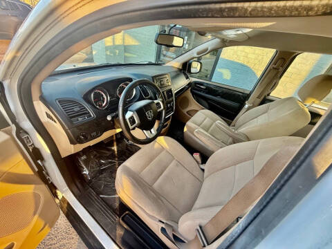 2016 Dodge Grand Caravan American Value Package