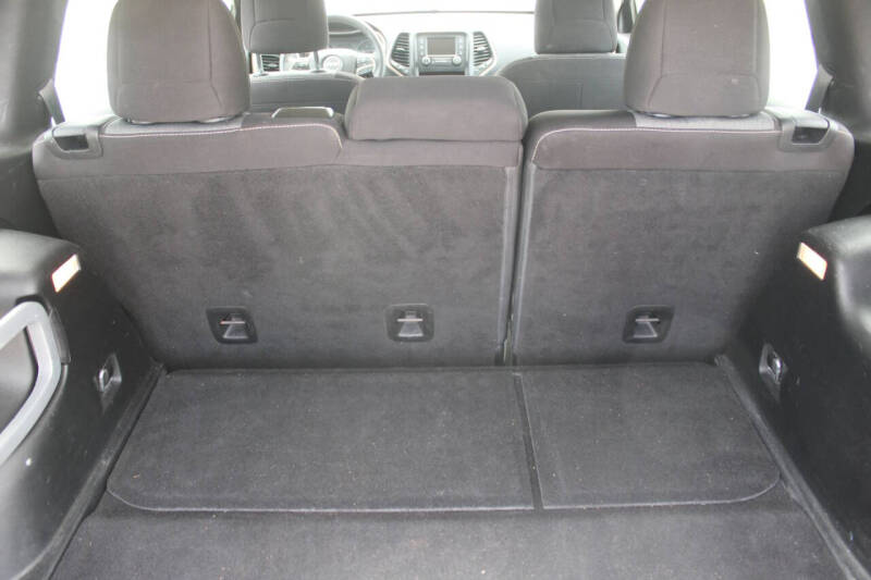 2014 Jeep Cherokee Sport