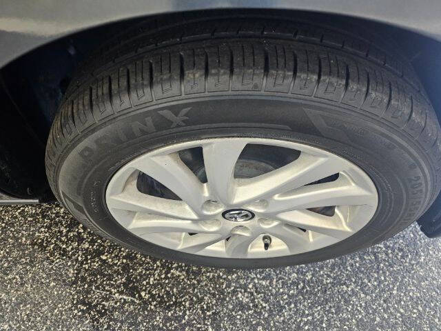 2015 Mazda MAZDA5 Sport