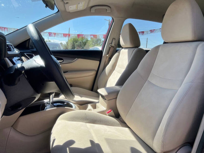 2016 Nissan Rogue S