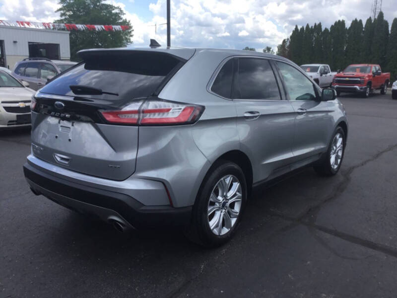 2021 Ford Edge Titanium