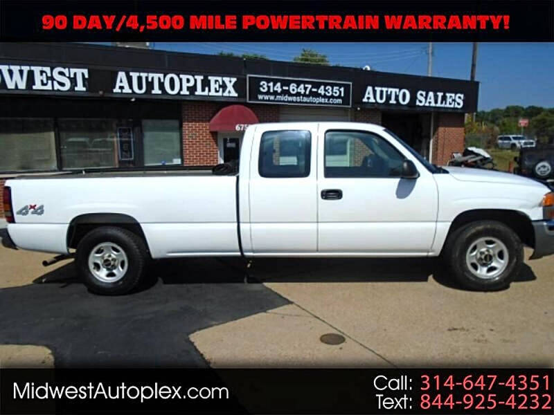 2004 GMC Sierra 1500 Work Truck's photo