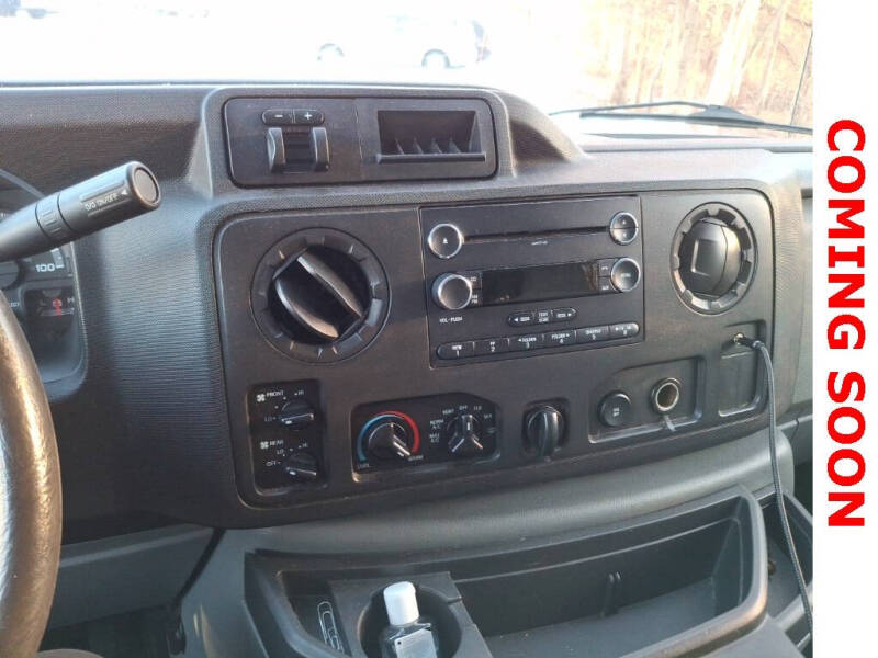 2014 Ford E-Series E-350 SD XLT