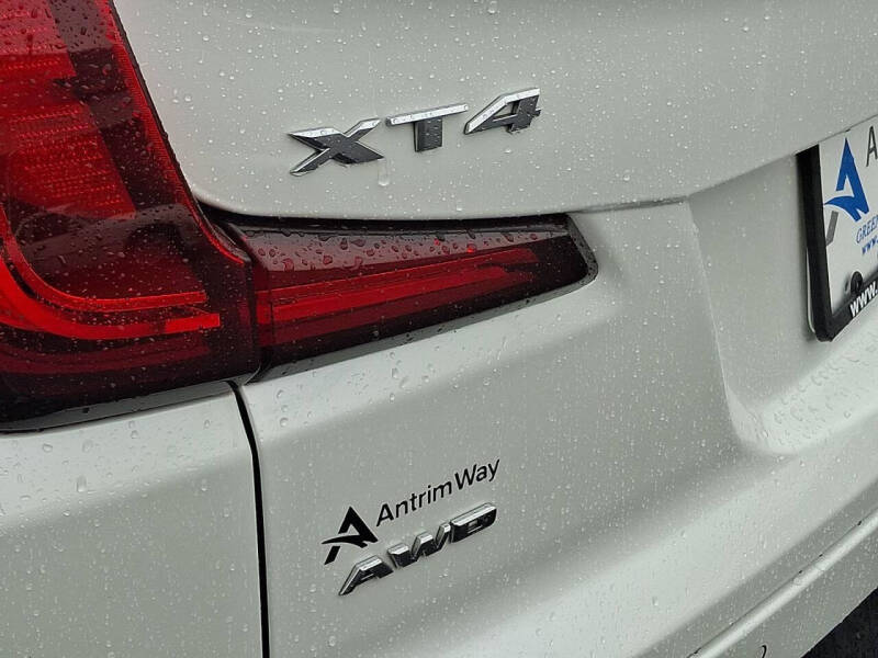 2019 Cadillac XT4 Luxury