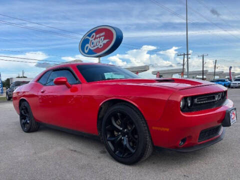 2016 Dodge Challenger SXT Plus
