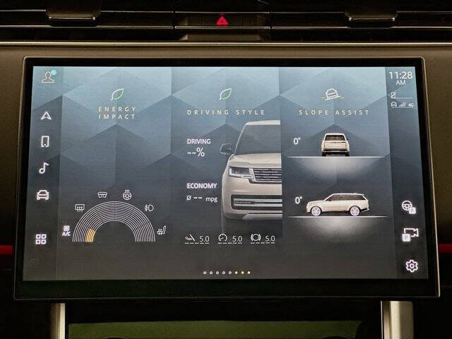 2023 Land Rover Range Rover P530 SE